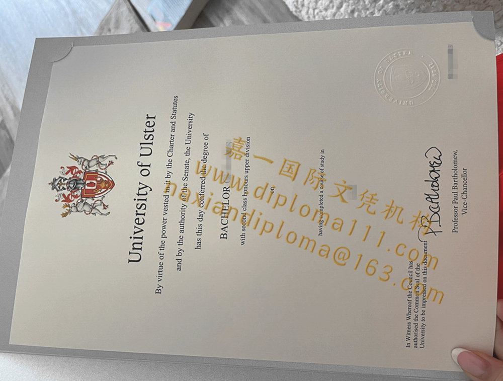 阿尔斯特大学毕业证实拍图，Ulster University diploma版本